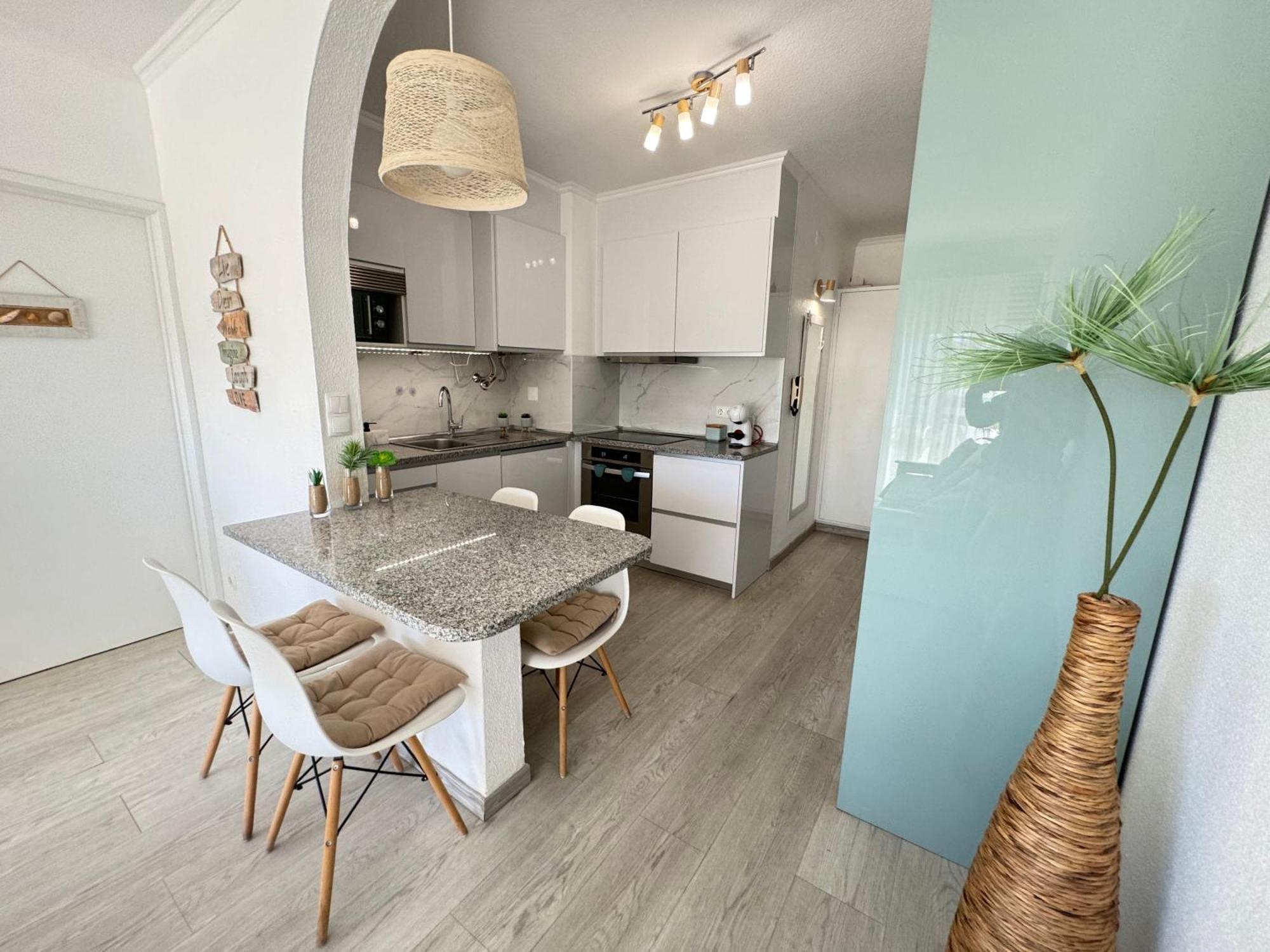 Front Beach Apartment ปอร์ติเมา ภายนอก รูปภาพ